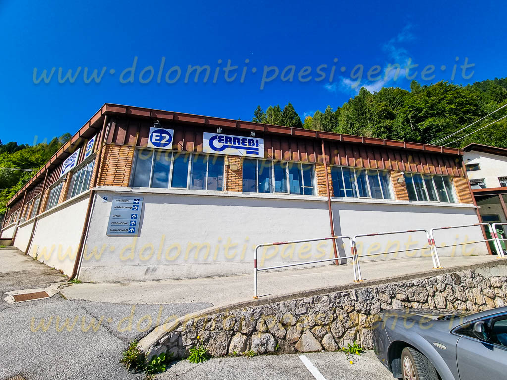 http://www.dolomiti-paesi-gente.it