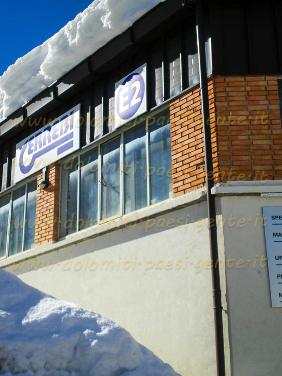 http://www.dolomiti-paesi-gente.it
