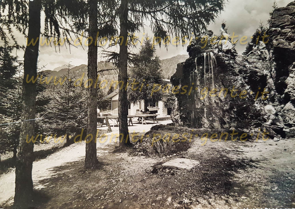 http://www.dolomiti-paesi-gente.it