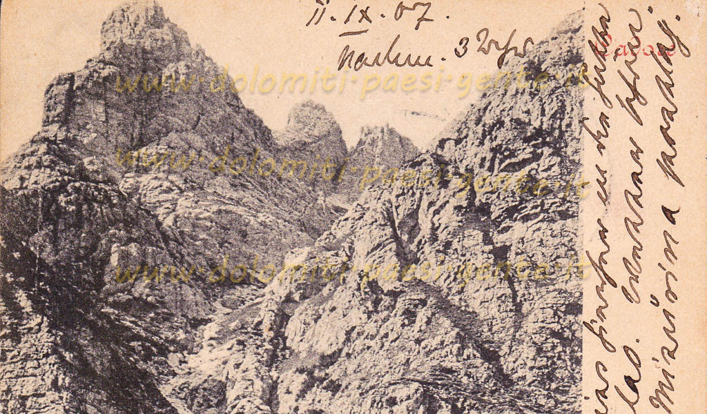 http://www.dolomiti-paesi-gente.it