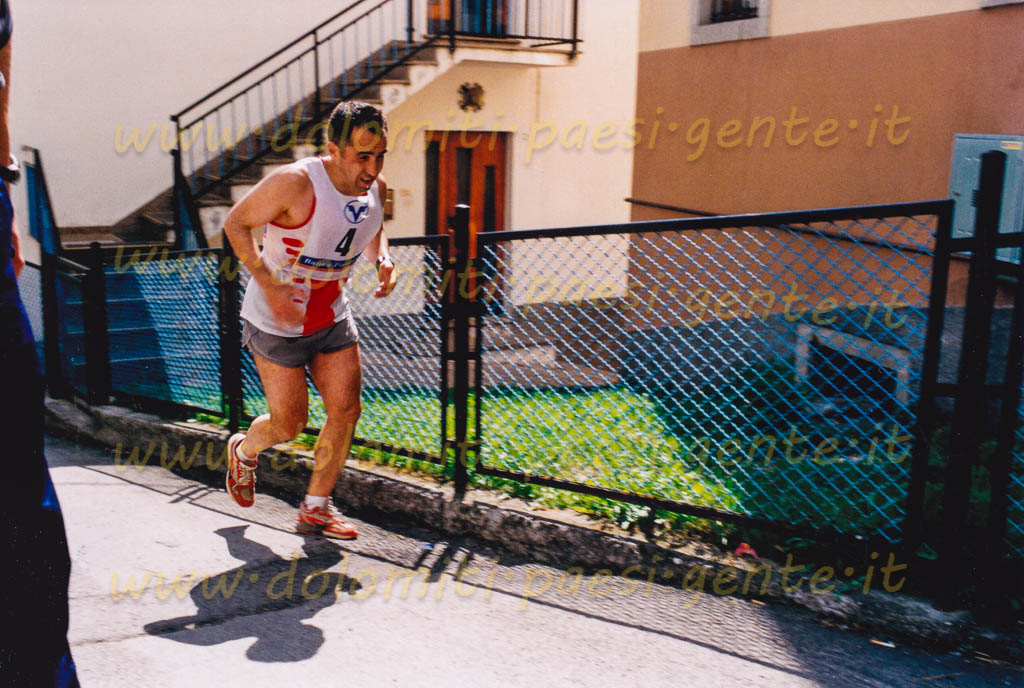 http://www.dolomiti-paesi-gente.it