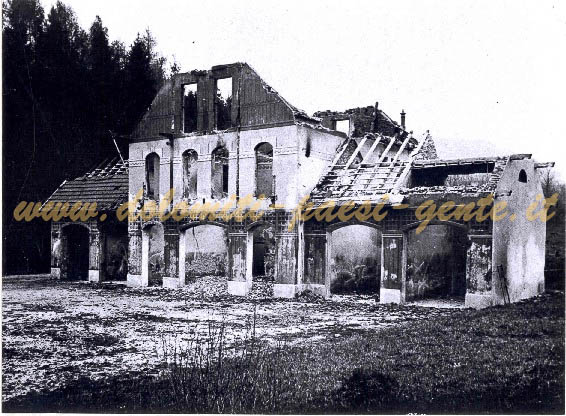 F212 Garage dell'albergo Vena d'Oro devastato dagli austriaci,Vena d'Oro novembre 1917