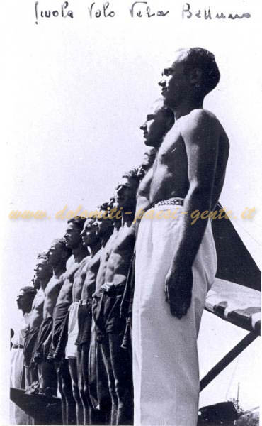 F178 il giorno dei brevetti alla scuola di volo a vela di San Pietro in Campo, Belluno 1 settembre 1935