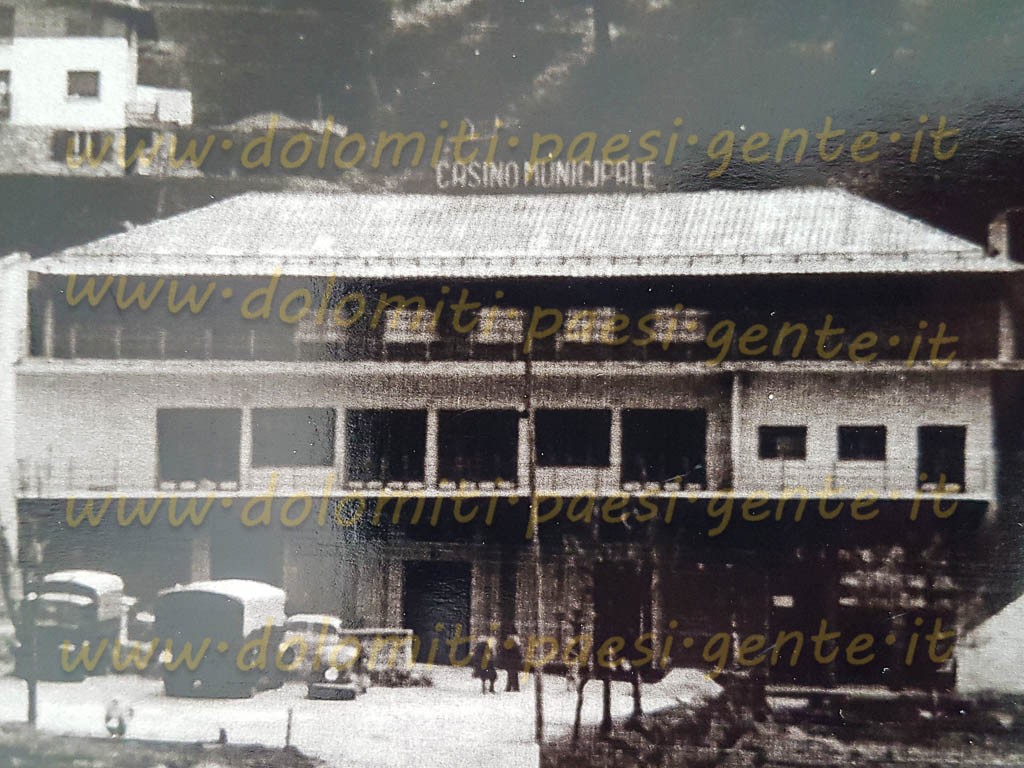 http://www.dolomiti-paesi-gente.it