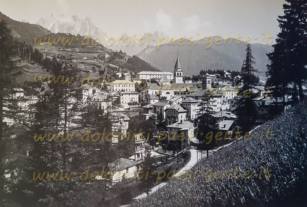http://www.dolomiti-paesi-gente.it