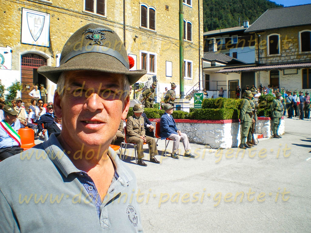 http://www.dolomiti-paesi-gente.it