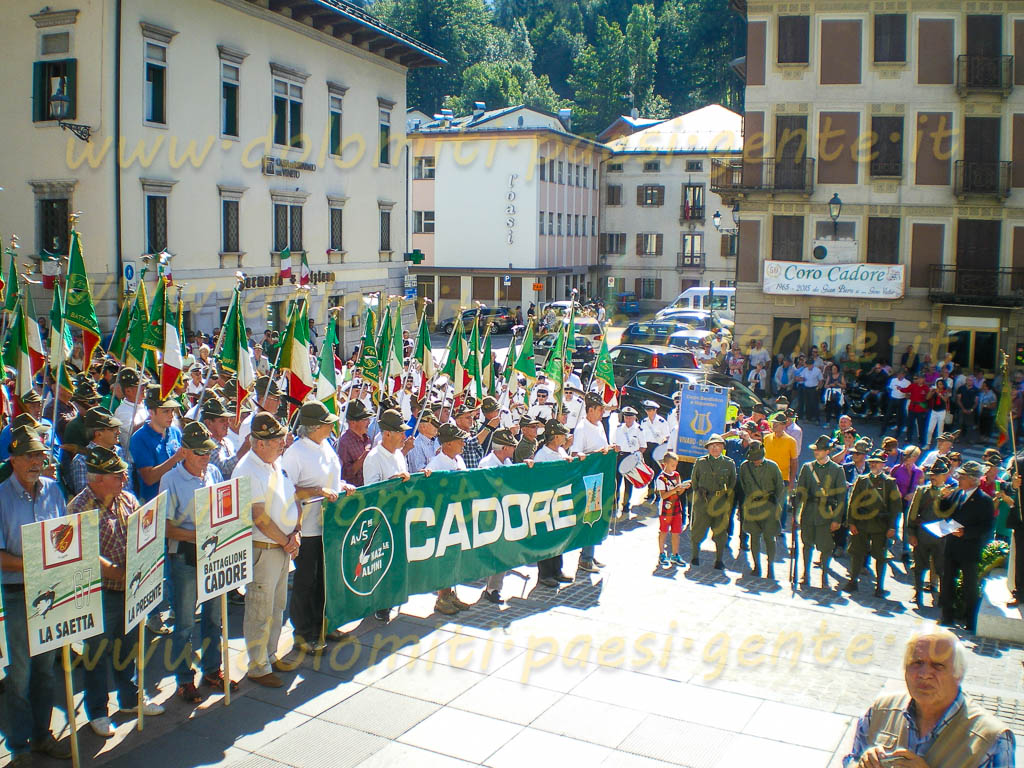 http://www.dolomiti-paesi-gente.it