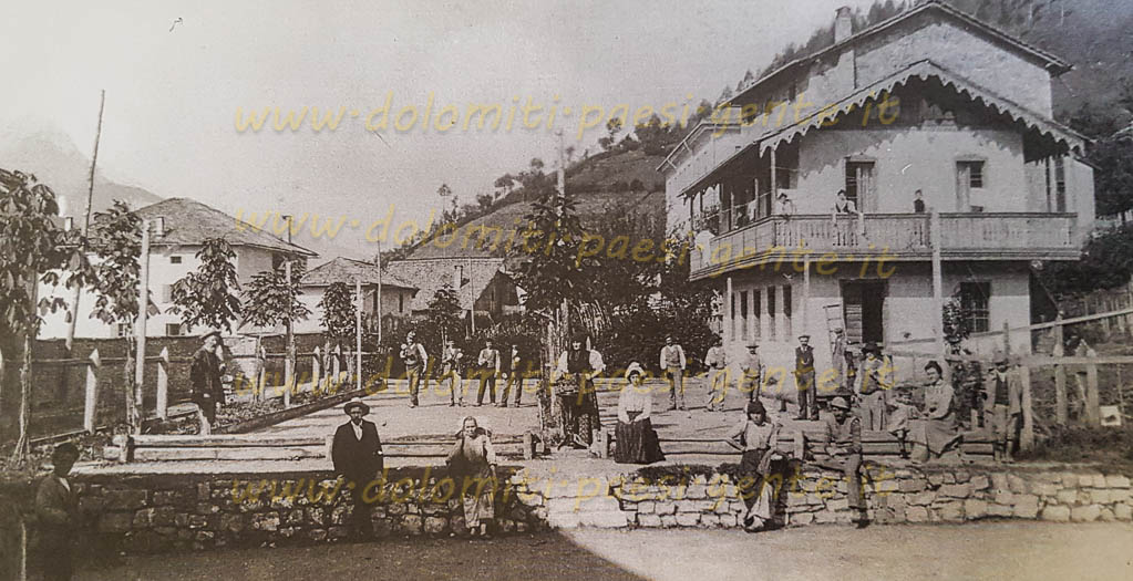 http://www.dolomiti-paesi-gente.it