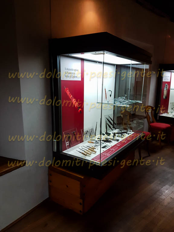 http://www.dolomiti-paesi-gente.it
