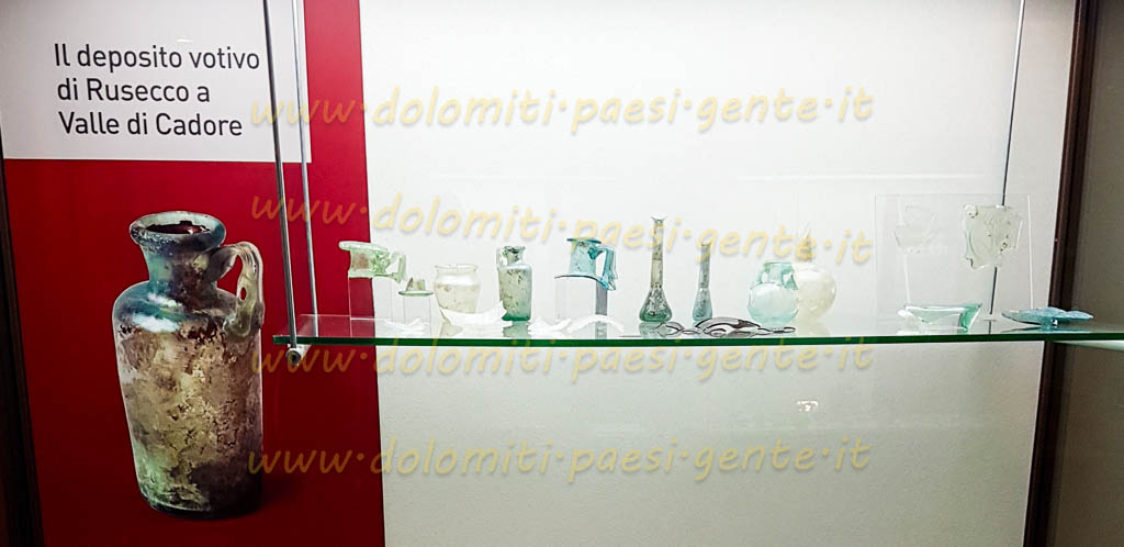 http://www.dolomiti-paesi-gente.it