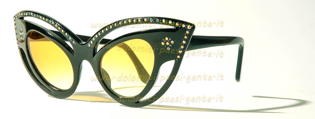 http://www.dolomiti-paesi-gente.it