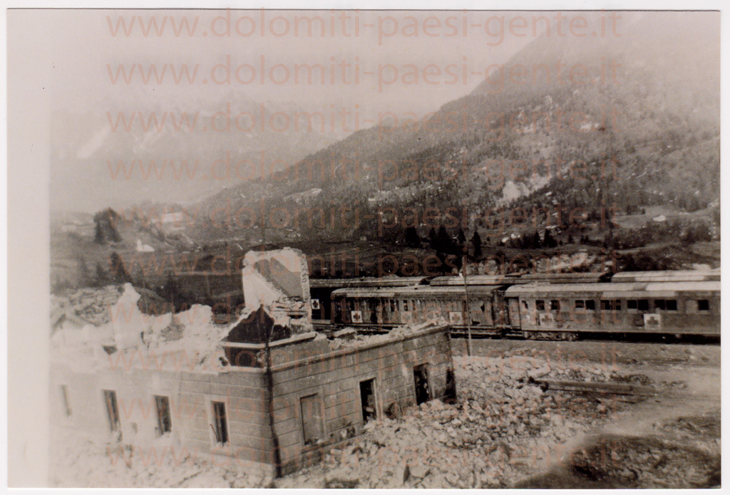 marzo 1945 - bombardamento alleato stazione di Calalzo