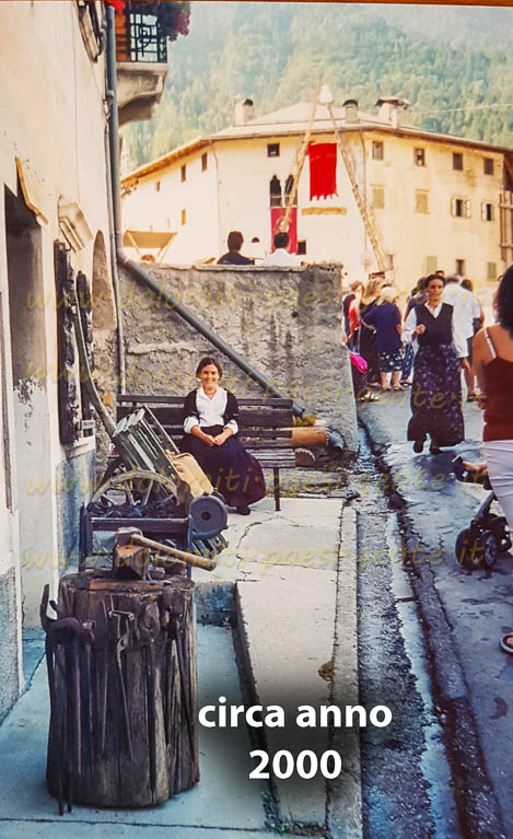 http://www.dolomiti-paesi-gente.it