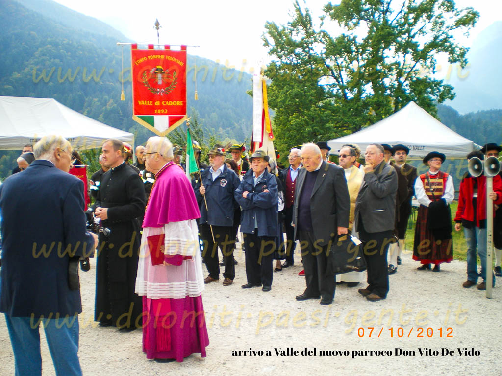 http://www.dolomiti-paesi-gente.it