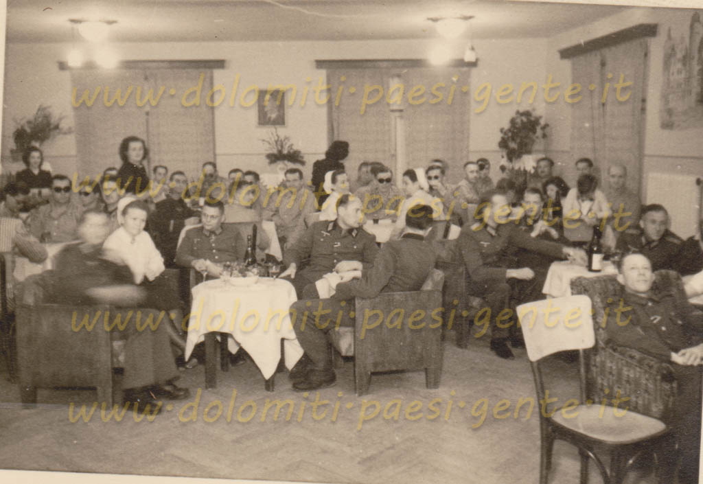 http://www.dolomiti-paesi-gente.it