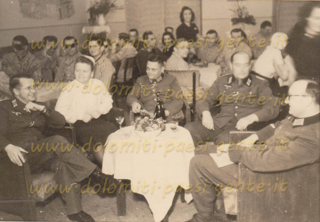 http://www.dolomiti-paesi-gente.it